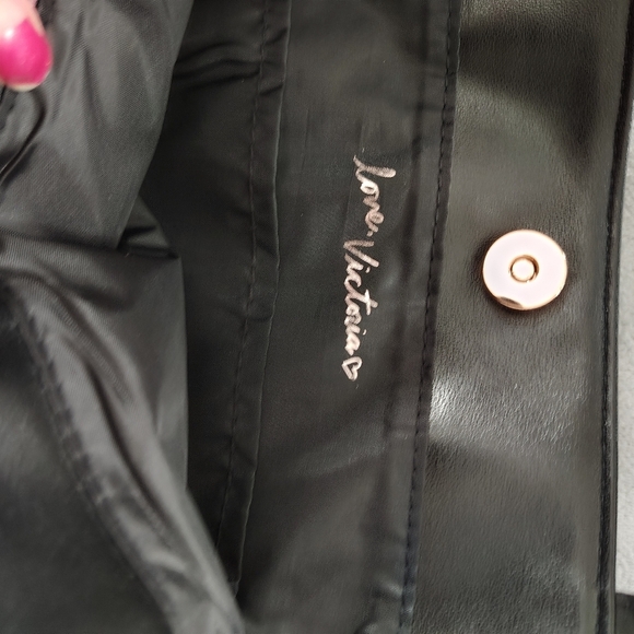 Victoria's Secret Love Victoria Black Fringe Tote Bag - Picture 7 of 9